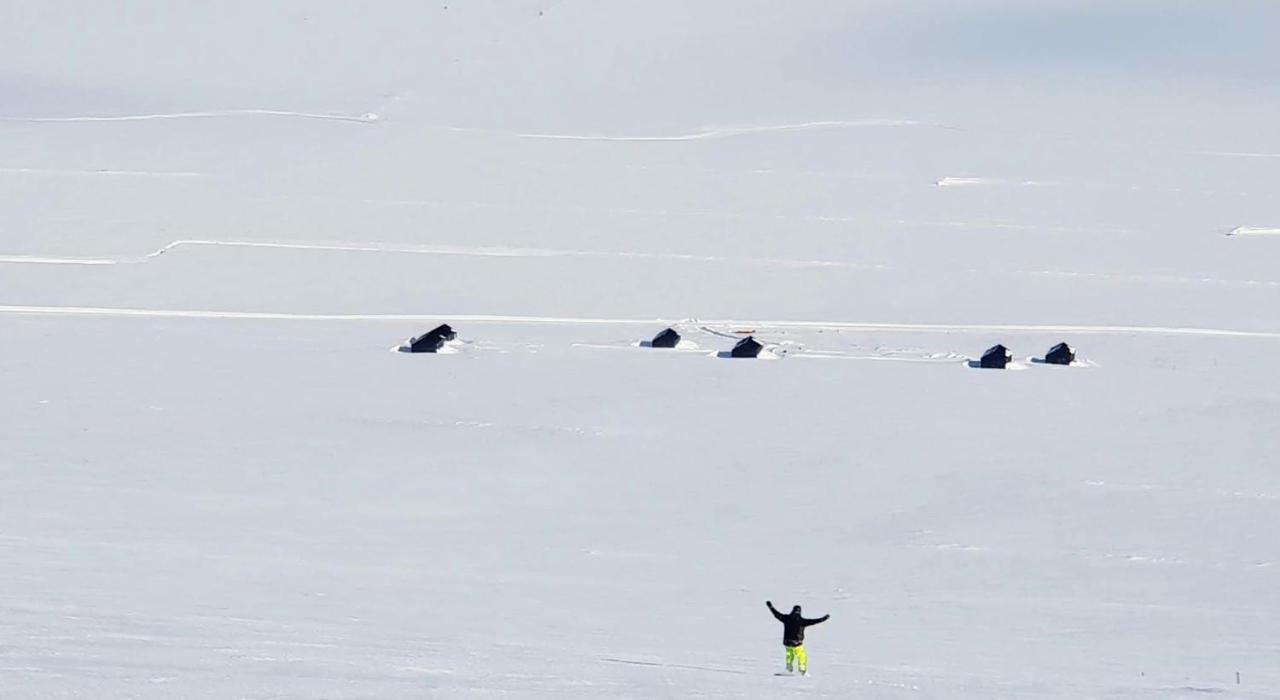 Svartaborg Husavik Luaran gambar
